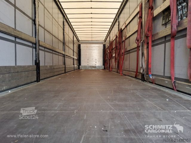 Atvira puspriekabė su tentu Schmitz Cargobull Curtainsider Standard Getränke