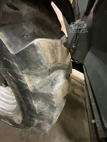 Teleskopinis krautuvas JLG 4013 PS