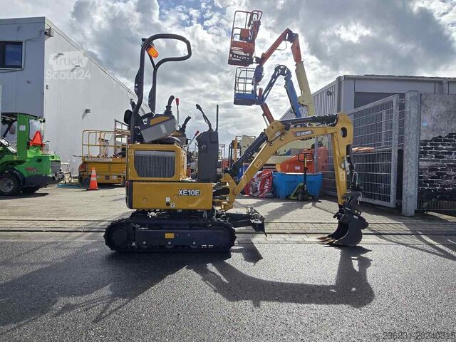 Mini excavator XCMG XE10E