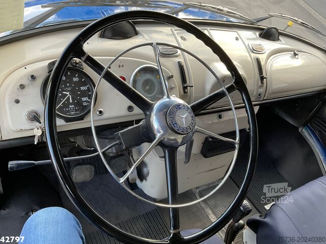 Véhicule aspirant Mercedes-Benz 1413 Saugaufbau Oldtimer