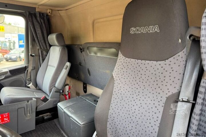 Planbil med presenning SCANIA R380 4x2