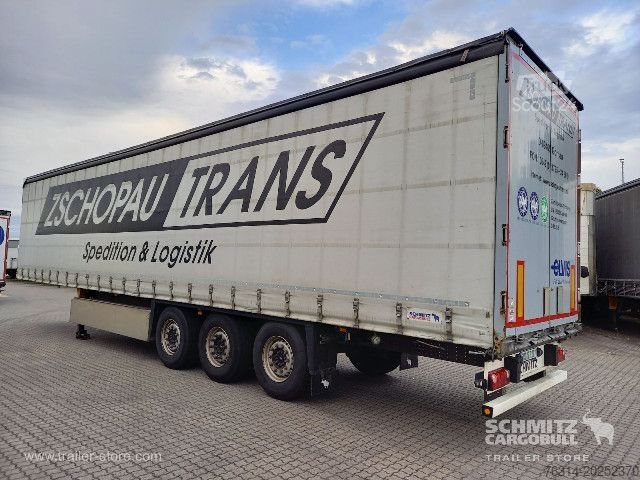 Odprta polprikolica s ponjavo Schmitz Cargobull Curtainsider Standard Getränke