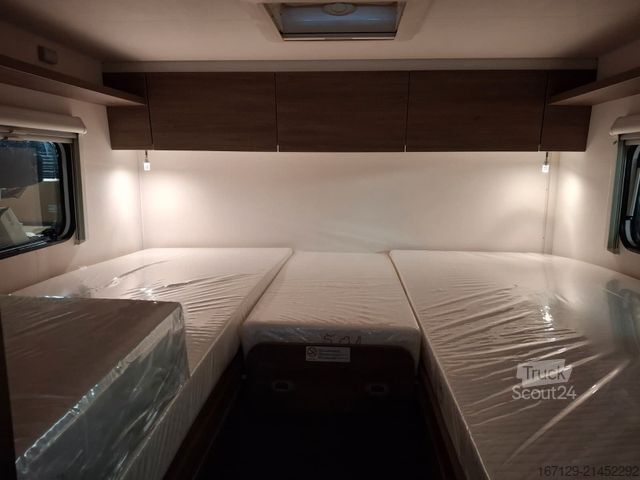 Half-integraal camper CARADO T 338s Automatik / 5Sitz und Schlafplätze /..
