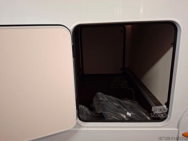 Half-integraal camper CARADO T 338s Automatik / 5Sitz und Schlafplätze /..