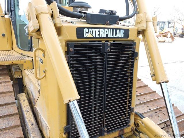 Road roller CATERPILLAR D6T