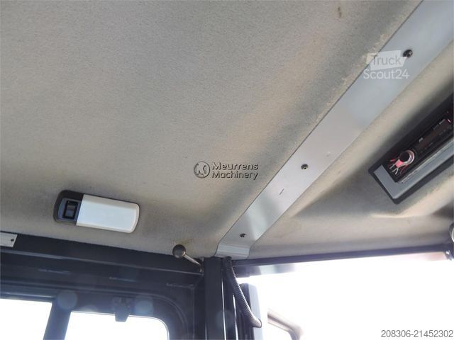 Road roller CATERPILLAR D6T