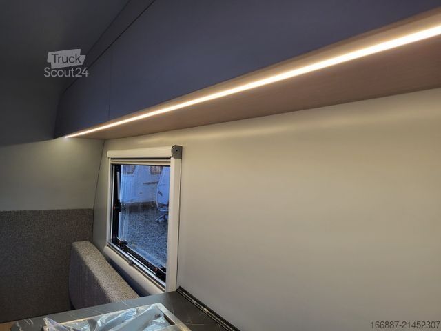 Caravan NIEWIADOW N- Cross- L 2 X Sitzgruppe - Nr. 121 - (2)