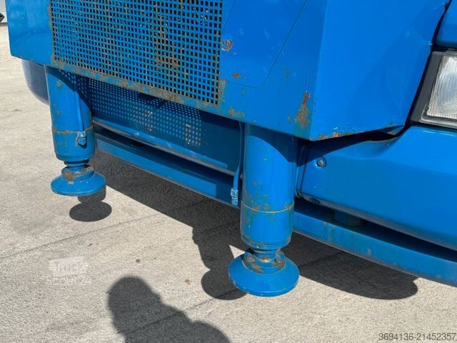 Grue montée sur camion SCANIA R 500 8x4 Fassi 800 Ladekran