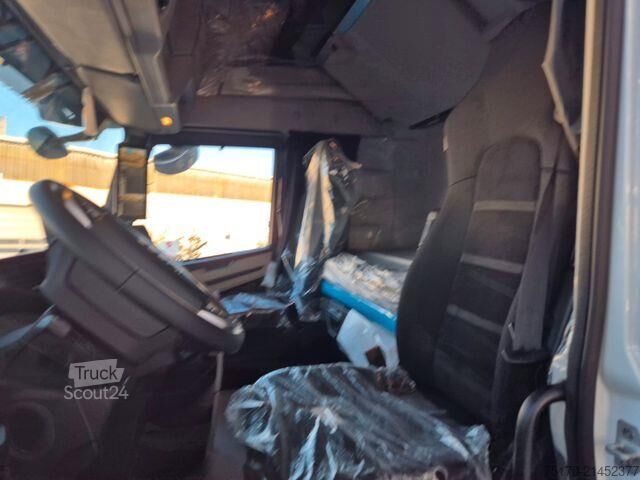 Alváz vezetőfülkével Iveco AS260S58Y/FS CM 6x2-4 BDF Intarder Standklima