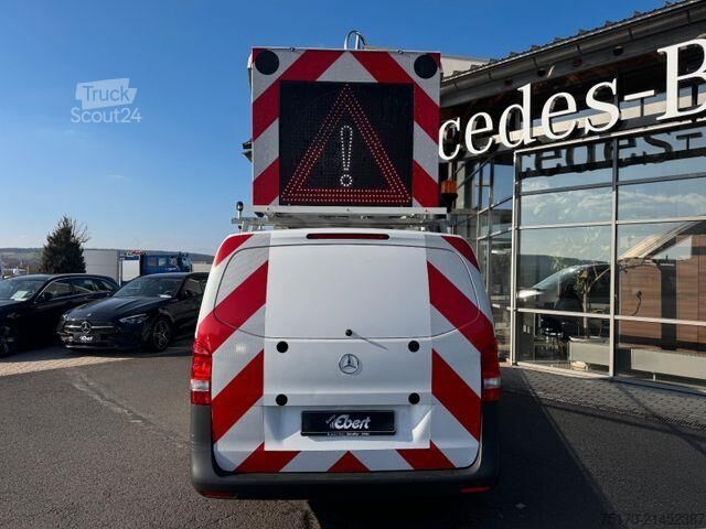 Minibus Mercedes-Benz Vito 111 CDI Tourer Begleitfahrzeug BF3+ / WVZ