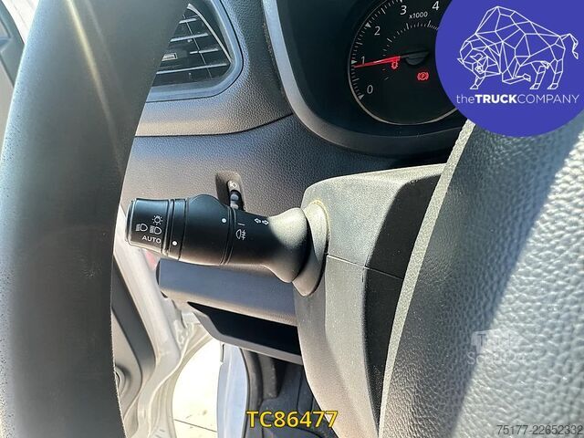 Zvedací plošina Renault Master 145.35 klubb