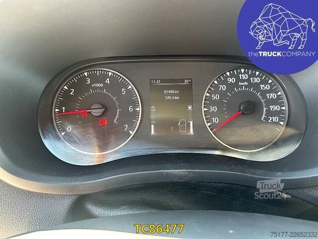 Zvedací plošina Renault Master 145.35 klubb