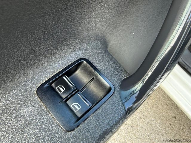 Minibusz VOLKSWAGEN Caddy Kasten 1.6 TDI Klima 1. Hand TÜV 09/2026