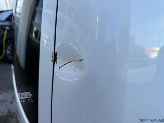 Minibusz VOLKSWAGEN Caddy Kasten 1.6 TDI Klima 1. Hand TÜV 09/2026