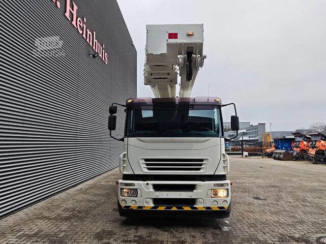 Hefplatform Iveco Stralis 360S35 6x2 Bronto Skylift S52XDT
