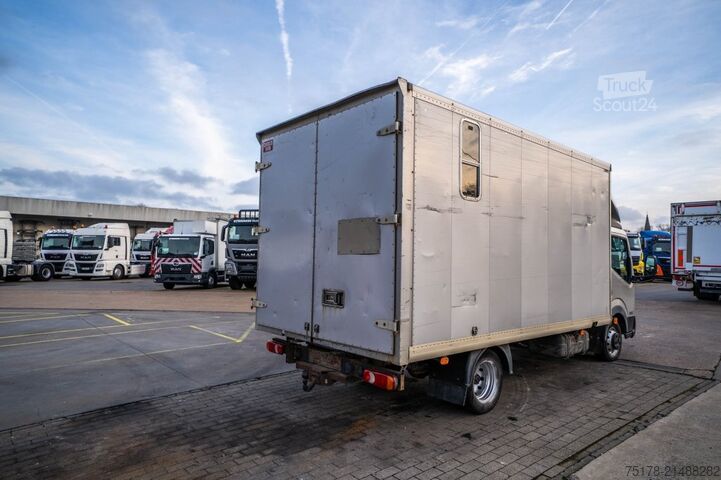 Kovček NISSAN CABSTAR 35.13