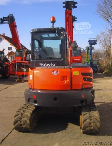Miniekskavators Kubota KUBOTA U55-4
