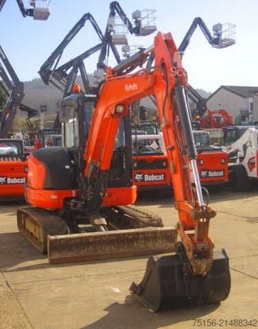 Miniekskavators Kubota KUBOTA U55-4