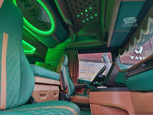 Standard-SZM Scania R530 V8 NGS Highline 6x2 - Show truck - BUFFL i...