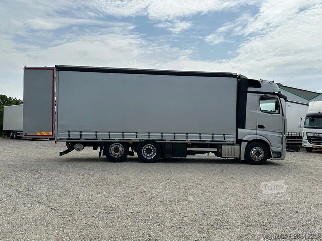 Liukuva pressu Mercedes-Benz Actros ACTROS 2545LL 2020.  Als in nieuwstaat!!