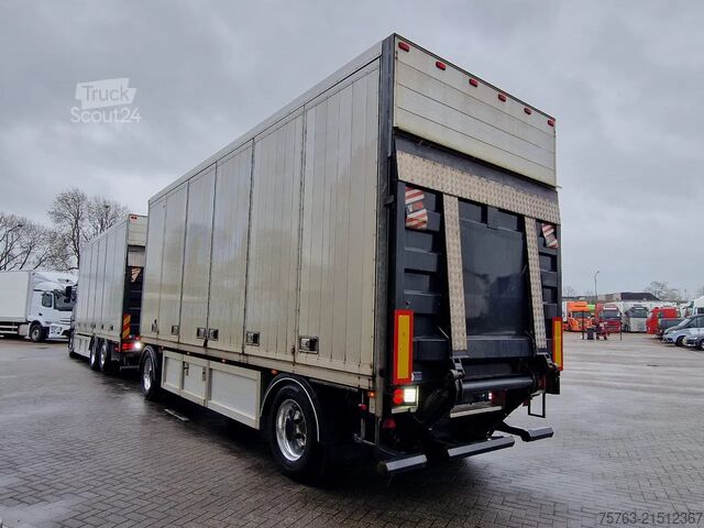 Koffer Volvo FH 13.460 Globetrotter XL 6x2 - Box with side d...