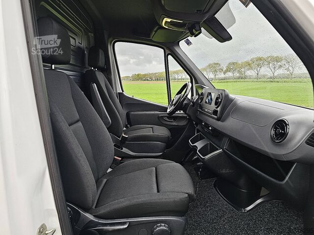 Bestelauto MERCEDES-BENZ SPRINTER 317 L3H2 Maxi Automaat!