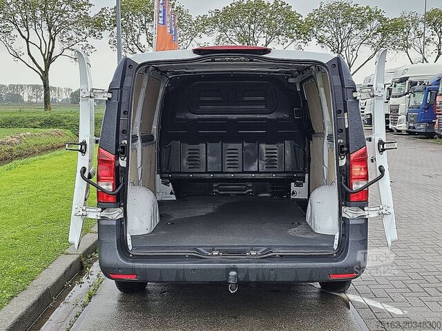 Bestelauto MERCEDES-BENZ VITO 114 L2 Automaat Navi AC!