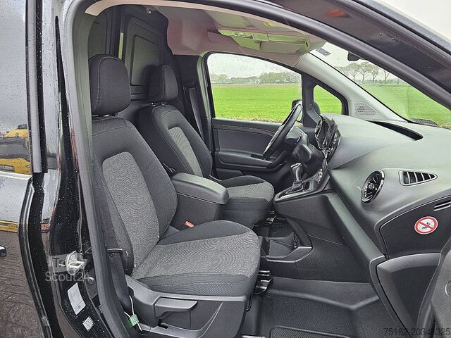 Bakwagen MERCEDES-BENZ ECITAN L1 PRO AC/DC 51 kWh