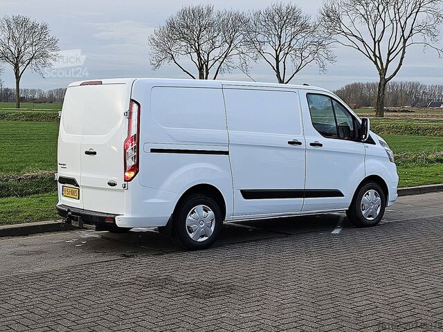 Bestelauto FORD TRANSIT CUSTOM 2.0 L1H1 Navi Trekhaak!