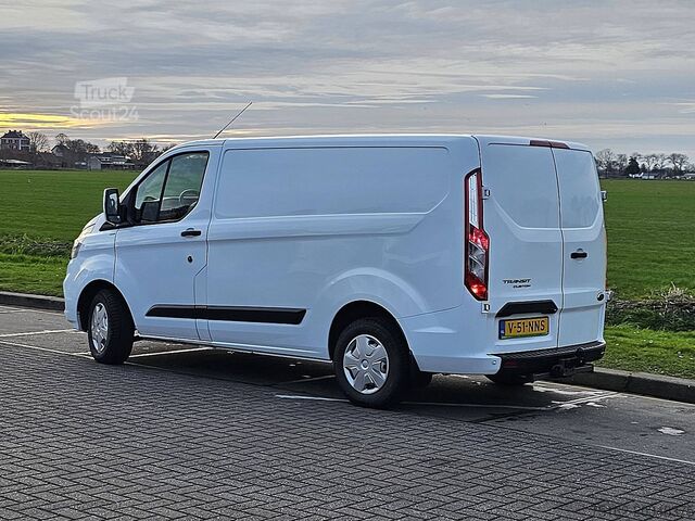 Bestelauto FORD TRANSIT CUSTOM 2.0 L1H1 Navi Trekhaak!