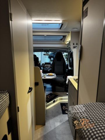 Ημιενσωματωμένο αυτοκινούμενο τροχόσπιτο LMC Tracer V 670 Automatik Design Navi Rahmenfenster