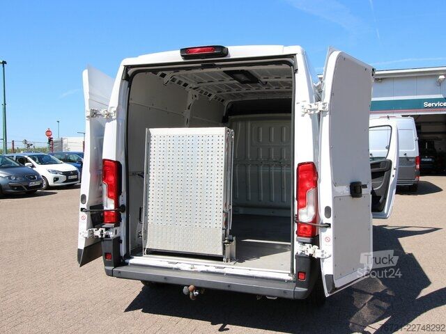 Varevogn Fiat Ducato 30 MJet L2H2 KAMERA+TEMPOMAT+270°TÜR+AHK