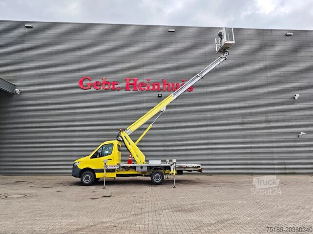 Hefplatform Mercedes-Benz Sprinter CDI Multitel MT 162