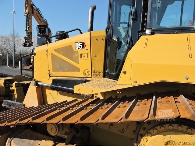 Vejtromle CATERPILLAR D5