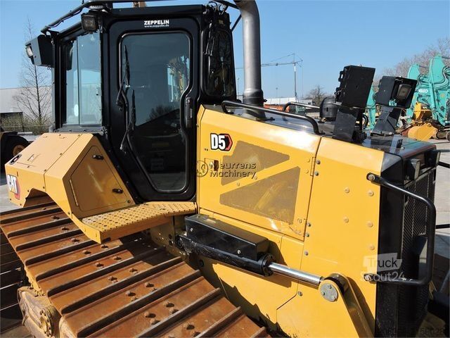 Vejtromle CATERPILLAR D5