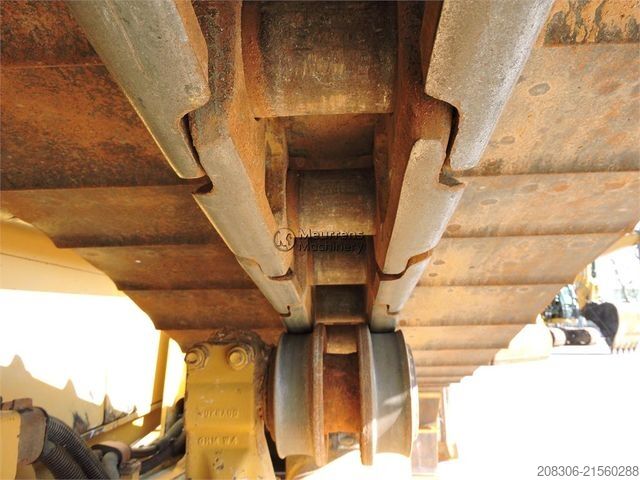 Vejtromle CATERPILLAR D5