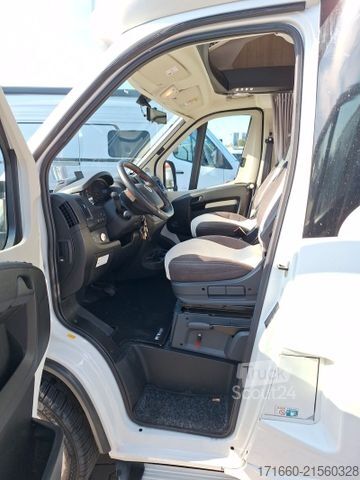 Camping-car semi-intégré CHAUSSON Titanium 777 GA VIP Hubstützen, Dachklima, Autom