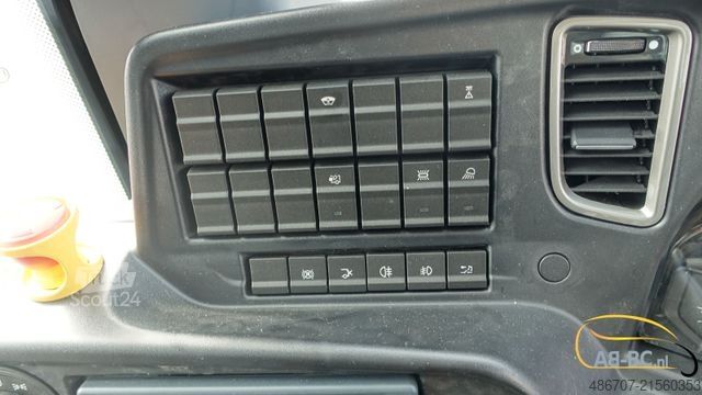 Intercitybus IVECO NEUER CROSSWAY 10.7 EURO 6 mit 49 Sitzplätzen