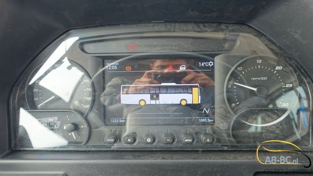 Intercitybus IVECO NEUER CROSSWAY 10.7 EURO 6 mit 49 Sitzplätzen