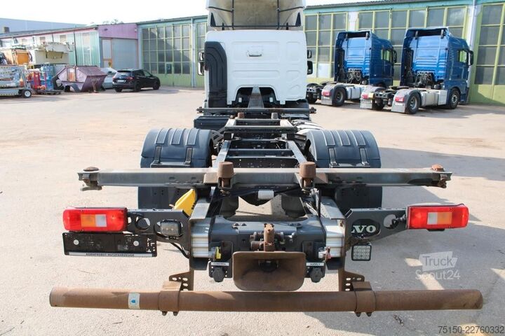 Camion porte-caisses amovibles VOLVO FE 320 4x2 LL - Nr.: 711