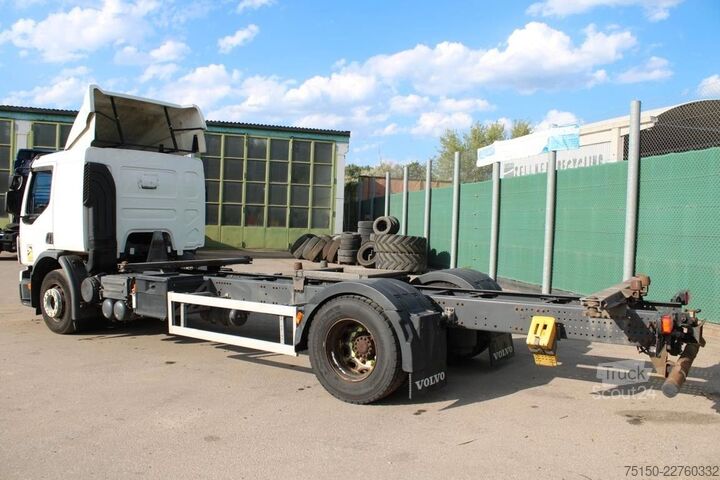 Camion porte-caisses amovibles VOLVO FE 320 4x2 LL - Nr.: 711