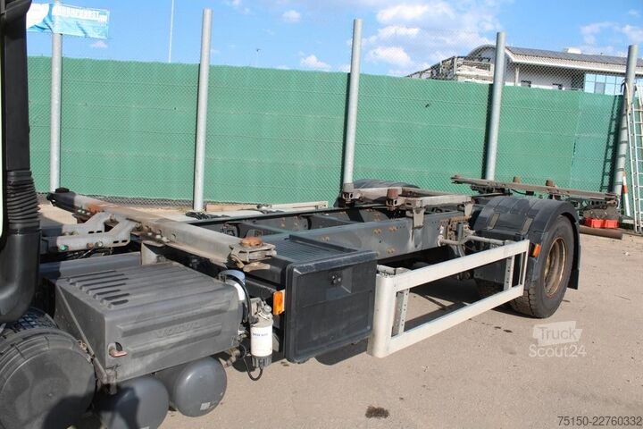 Camion porte-caisses amovibles VOLVO FE 320 4x2 LL - Nr.: 711