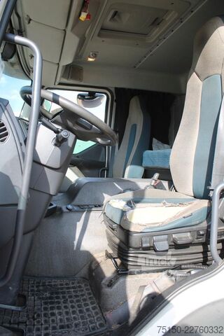 Camion porte-caisses amovibles VOLVO FE 320 4x2 LL - Nr.: 711