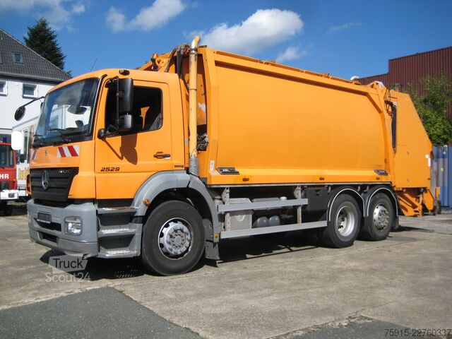 Camion à ordures MERCEDES-BENZ 2529 L 6x2 AXOR Bluetec4 GEESINK *TÜV+SP gültig*