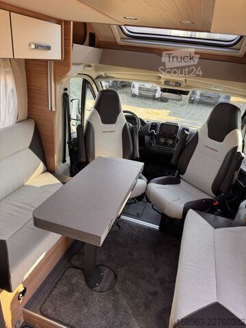 Półzintegrowany kamper WEINSBERG CaraSuite 700 DX EDITION [SPICY] LP 84.355 ¤ !