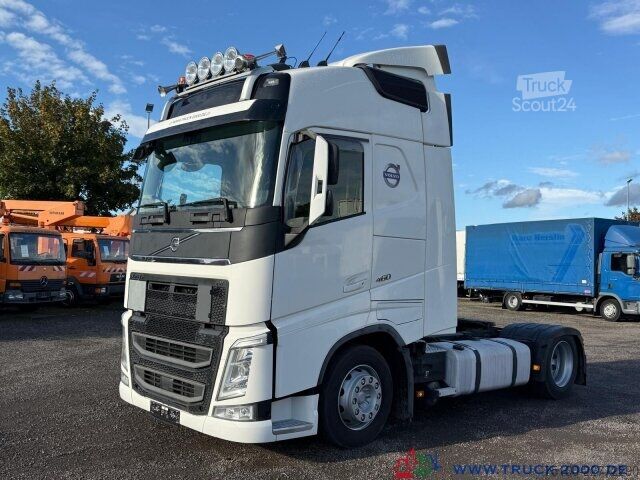 Standart çekici ünitesi Volvo FH12 Globetrotter Bett Kühlschrank Gr. Tank 1.Hd
