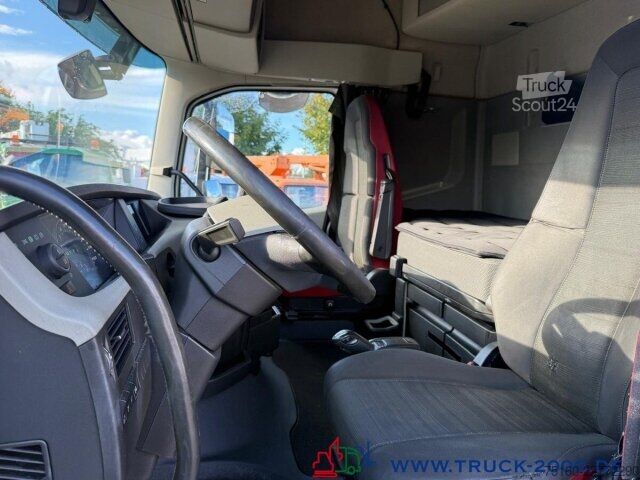 Standart çekici ünitesi Volvo FH12 Globetrotter Bett Kühlschrank Gr. Tank 1.Hd