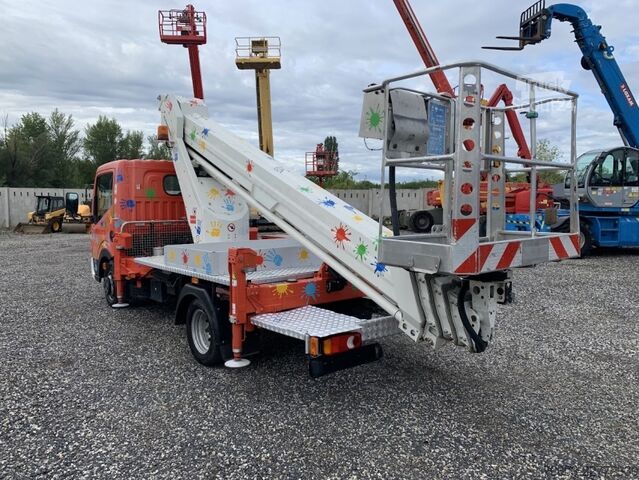 Furgão fechado Nissan abstar Ruthmann-Steiger TB270 - 27m - 23