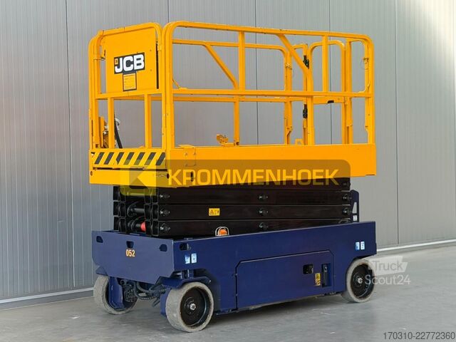 Elevador de tesoura JCB S 2646 E