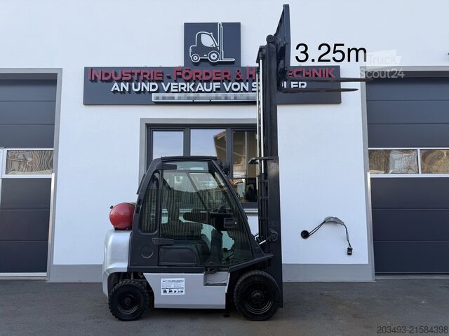 Forklift Nissan A25P